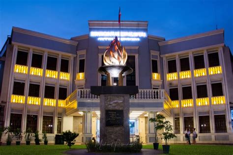 plm college of medicine admission